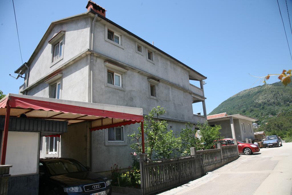 Apartments Djukic Tivat Exteriér fotografie